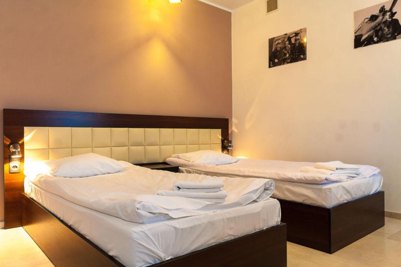 Avion Hotel Świdnik エクステリア 写真