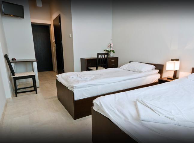Avion Hotel Świdnik 部屋 写真